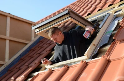 Pose de fenêtres de toit Velux à Briord